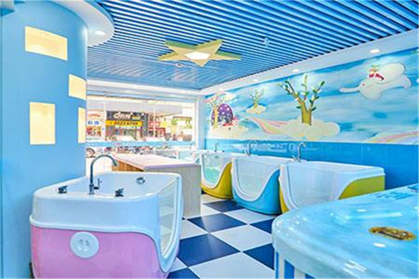 溪河亲子游泳俱乐部